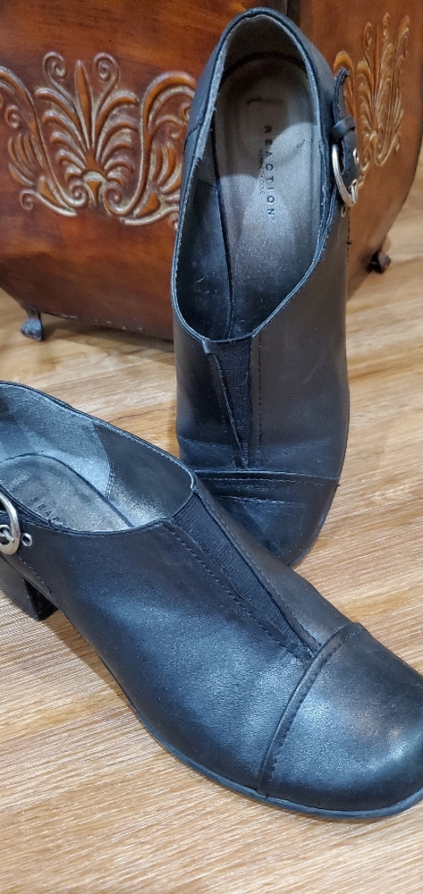 Kenneth Cole Reaction Leather Black sz 10